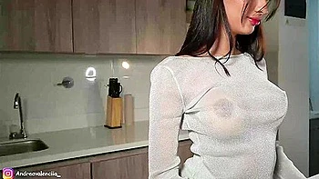 Serbische Amateur-Milf mit fettem Arsch und Creampie