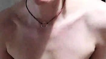 Blonde amateur maison se masturbe en solo