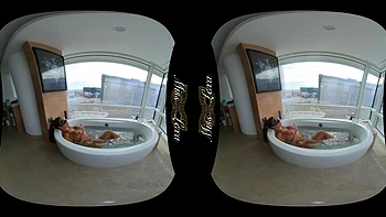 Hartes Duschficken mit Milf und großen Titten in Vegas