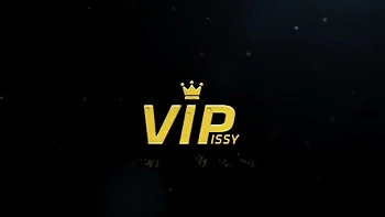 Namorada lésbica lambendo buceta e bebendo xixi