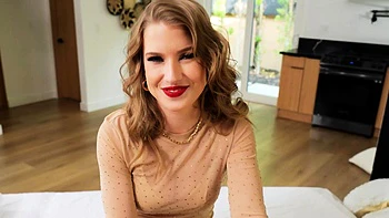 Octavia Red de lábios vermelhos quer teu pau