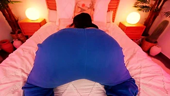 Brunete fodendo forte em POV com cenas de bunda