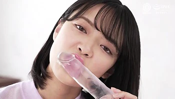 Baise asiatique avec éjac faciale et léchage d'aisselles