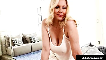 Julia Anns fette Titten Handjob und Blowjob