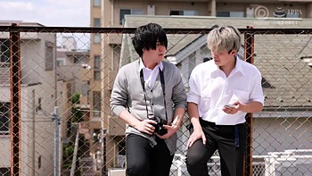 Японская школьница насилована и украдена