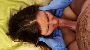 Grustina Nectaria Gesichtsmassage Blowjob mit großem Schwanz