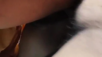 Индийская пара трахается на улице и в ванной