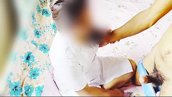 Enfermeira indiana morena fodida pela primeira vez pelo paciente