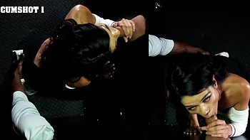 Petite brune Harley Haze baise sauvagement en POV gloryhole