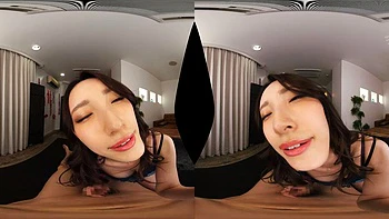 Asiatique suce en stripchat VR