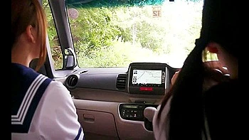 Ему трахают пальцами, делают минет сзади и кончают на сиськи