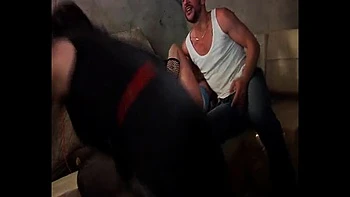 Trío anal amateur francés con Lana Fever y tetas grandes