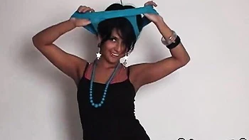 Puta rara con piercings follada brutal