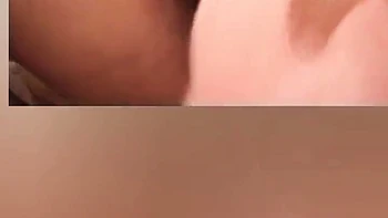 Bhabhi india curvy se masturba con juguetes y dedos