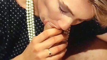 Pornô clássico italiano: buceta, boquete e porra no cu