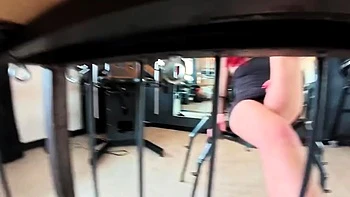 Безжалостное унижение зрелой рыжей Руби Джун