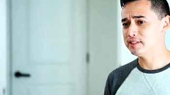 Minha madrasta loira não para de me foder