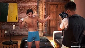 Boquete e caralho cowgirl no missionário