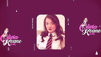 Olivia amadora britânica chupando e engolindo grande punhada