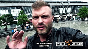 Amador alemão dando boquete em público