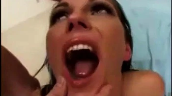 Двойной анальный и двойное проникновение с минетом в миссионерской