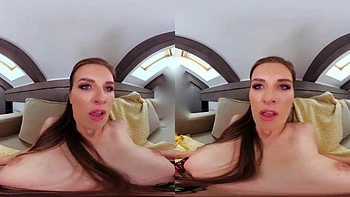 Связанные наездницы в виртуальном мире