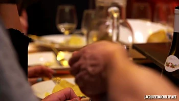 Татуированная MILF Пандора трахает тебя с утра