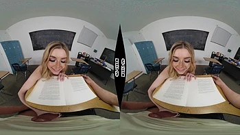 Blondes Teen wichst im Hardcore Schwanz-Schule