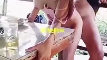 Азиатка жена в групповом трахе с кончей внутрь