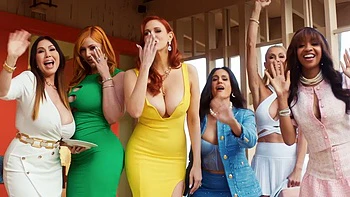 Chefe MILF Brandi Love fodida a dois por jovens contratados