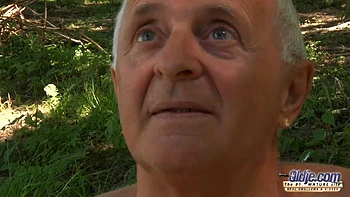 Соблазнительные жёсткие любительские фантазии блондинки MILF