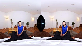 Frau fickt Spender wegen schwachen Schwanzes vom Mann