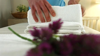 Milka gibt Hardcore-Blowjob und reitet sich selbst