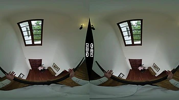 Blonde Teen Scarlett fickt im VR