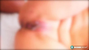 Lollypop G-Cup milf com peitos e bunda grande cavalgando