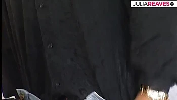 Loira adolescente Jean Pallett chupa e fode dildo grande