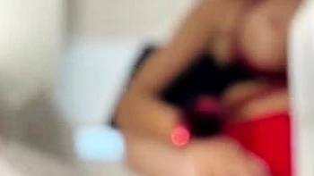 Stiefvater fickt großbusige Cheerleaderin Farrah Abraham