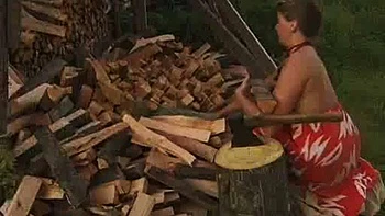 Russische Titten-Cowgirl reitet