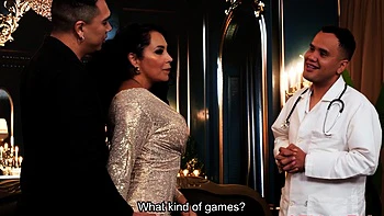 Escrava sexual Gali Diva gangbang doggy