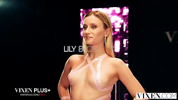 Modèles VIXEN en orgie épique avec fellations et levrette