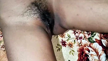 Desi Boudi blowjob hardcore com conversa suja e gozada na boca - Parte 3
