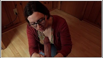 Bettie pose nue en bondage - solo rousse 4K