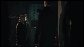 Anna, Octavia e Scarlett transformam casal em escravas sexuais lésbicas