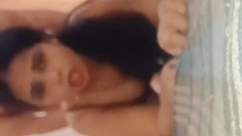 Indienne fiancée baisée fort par son amant