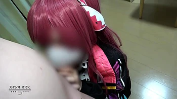 Азиатская ангел трахает в косплей с минетом