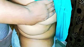 Desi Morjenabb dreht schmutziges Bangla-Talk - Bangladesch Dorfsex Ehefrau