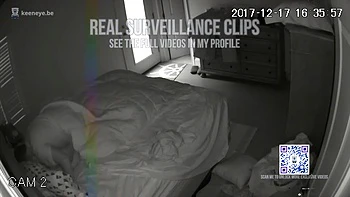 Câmera escondida flagra milf peituda fodendo no quarto