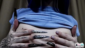 Compilado de trans gemendo na masturbação solo