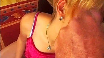 Torero alemão fode bunda clássica