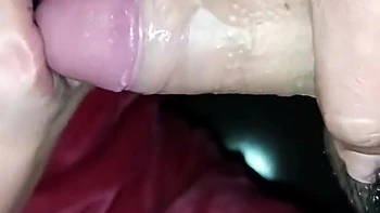 Sperma im tiefsten Nacht schlucken